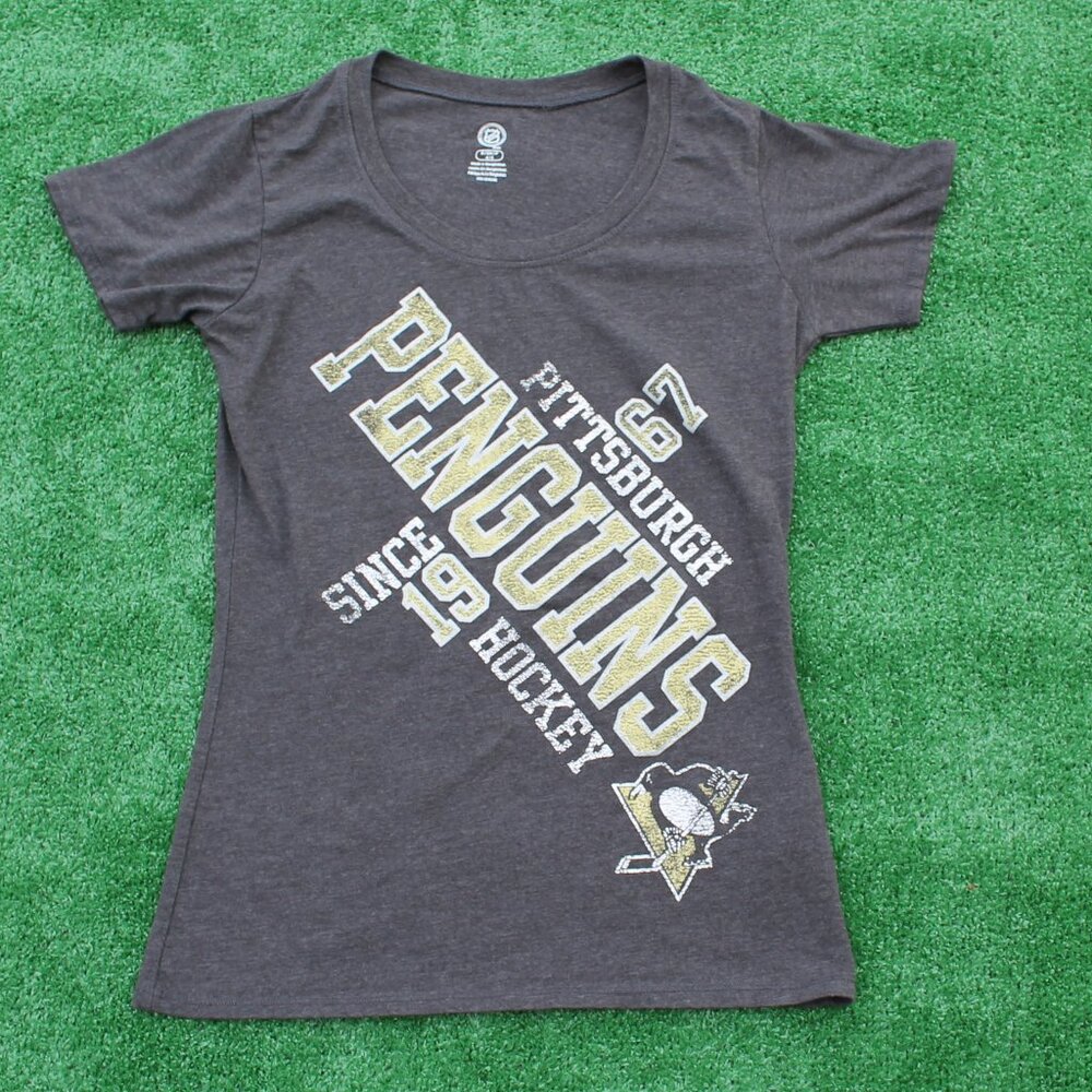 NHL Pittsburgh Penguins Hockey Team Penguins T-Shirt